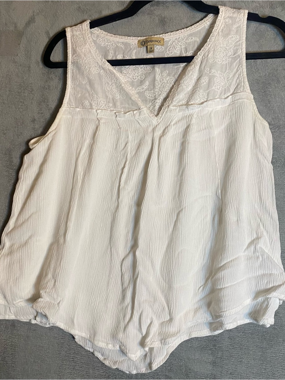 Democracy lace detail short sleeve flowy cottage top size medium hippie festival